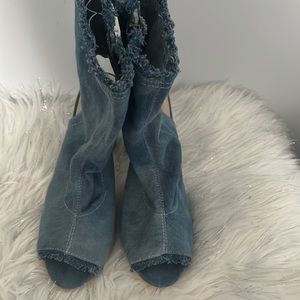 M & L Open toe / back out heels in denim size 9